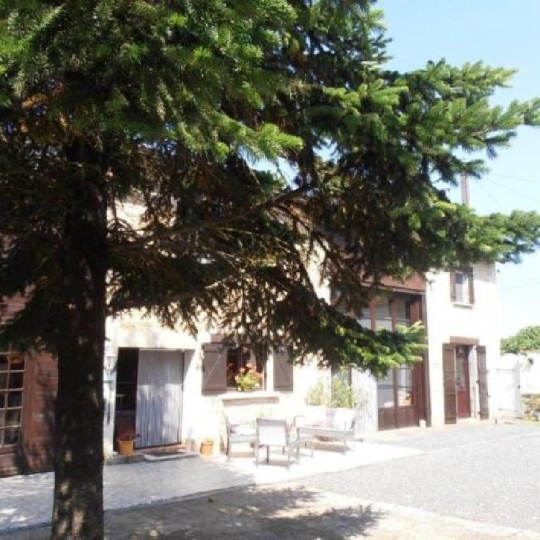  AGENCE TIC RUFFEC : Maison / Villa | NANTEUIL-EN-VALLEE (16700) | 178 m2 | 218 000 € 