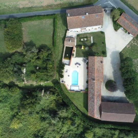  AGENCE TIC RUFFEC : Maison / Villa | BLANZAY (86400) | 252 m2 | 452 600 € 