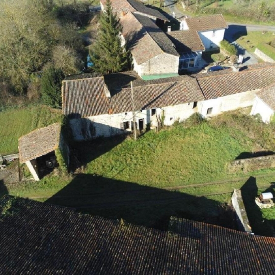  AGENCE TIC RUFFEC : Maison / Villa | VILLEFAGNAN (16240) | 72 m2 | 22 000 € 