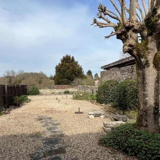  AGENCE TIC RUFFEC : Maison / Villa | NANTEUIL-EN-VALLEE (16700) | 105 m2 | 153 000 € 