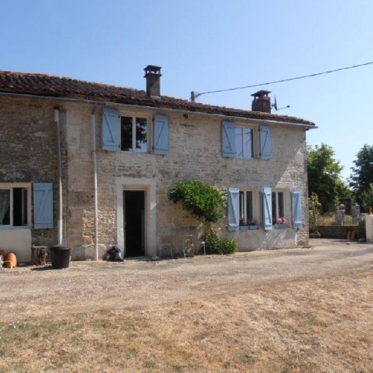  AGENCE TIC RUFFEC : Maison / Villa | CHAMPAGNE-MOUTON (16350) | 127 m2 | 139 785 € 