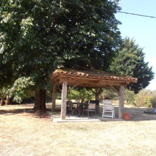  AGENCE TIC RUFFEC : Maison / Villa | CHAMPAGNE-MOUTON (16350) | 127 m2 | 139 785 € 