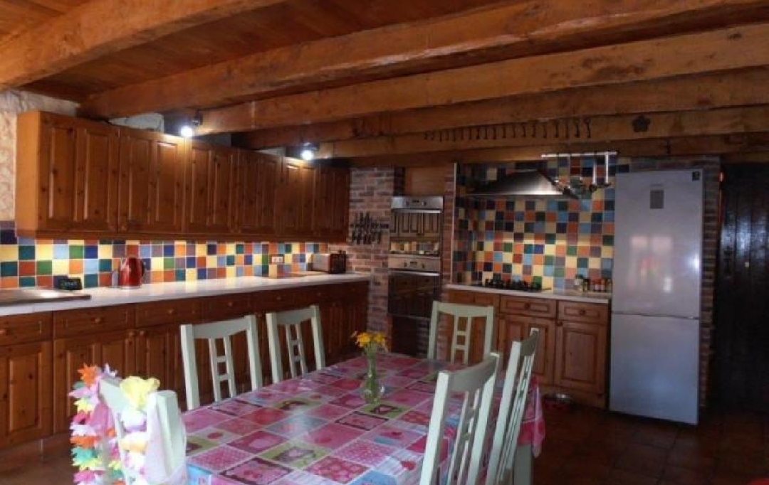 AGENCE TIC RUFFEC : Maison / Villa | NANTEUIL-EN-VALLEE (16700) | 178 m2 | 218 000 € 