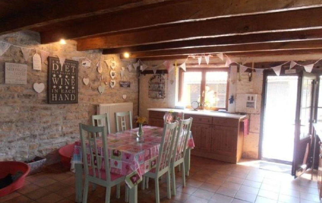 AGENCE TIC RUFFEC : Maison / Villa | NANTEUIL-EN-VALLEE (16700) | 178 m2 | 218 000 € 