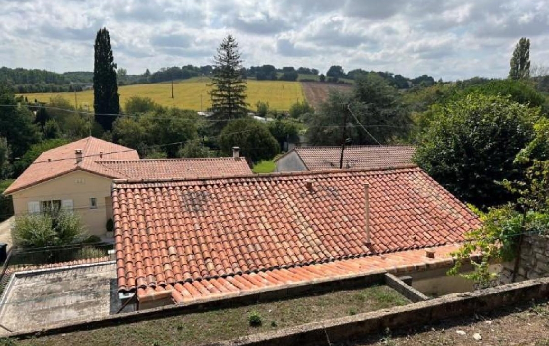 AGENCE TIC RUFFEC : Maison / Villa | RUFFEC (16700) | 100 m2 | 169 600 € 