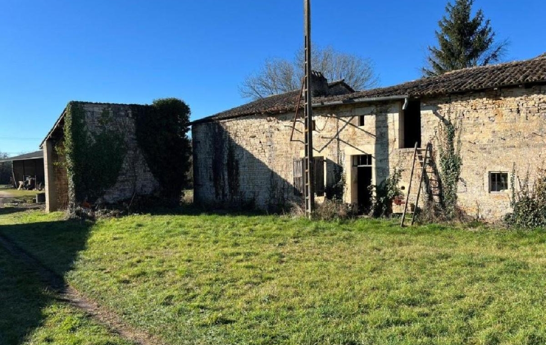AGENCE TIC RUFFEC : Maison / Villa | VILLEFAGNAN (16240) | 72 m2 | 22 000 € 