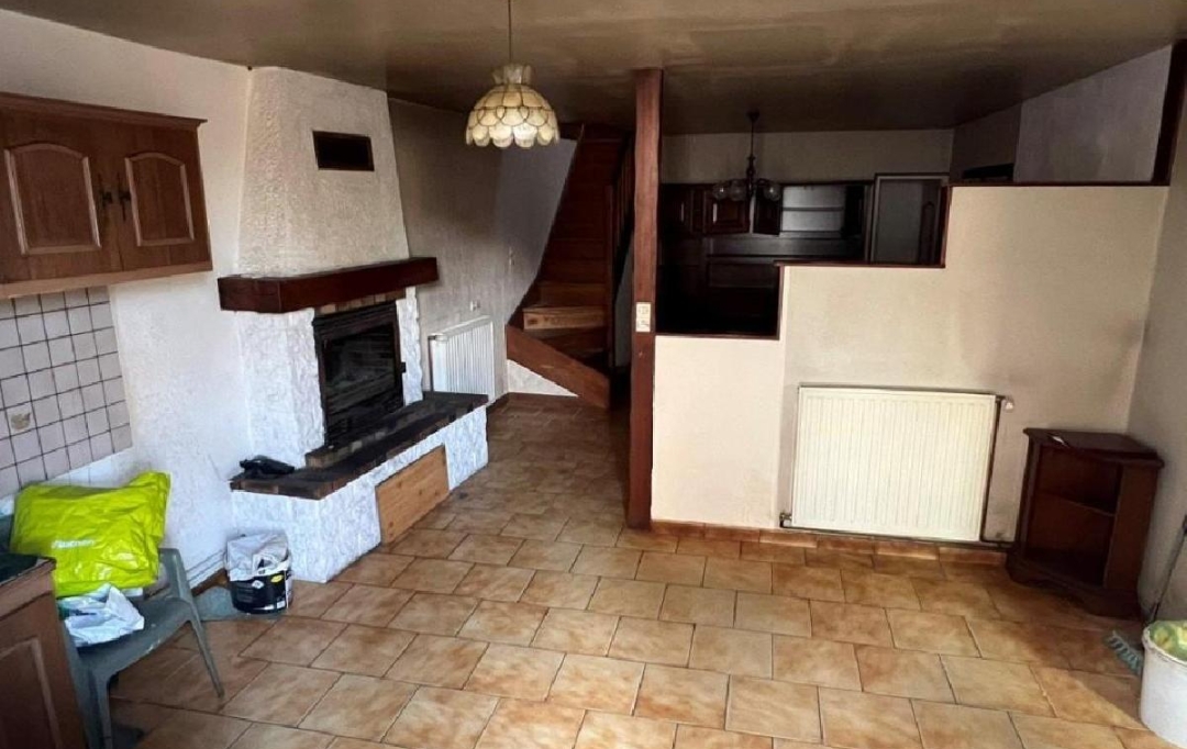 AGENCE TIC RUFFEC : Maison / Villa | RUFFEC (16700) | 93 m2 | 75 000 € 