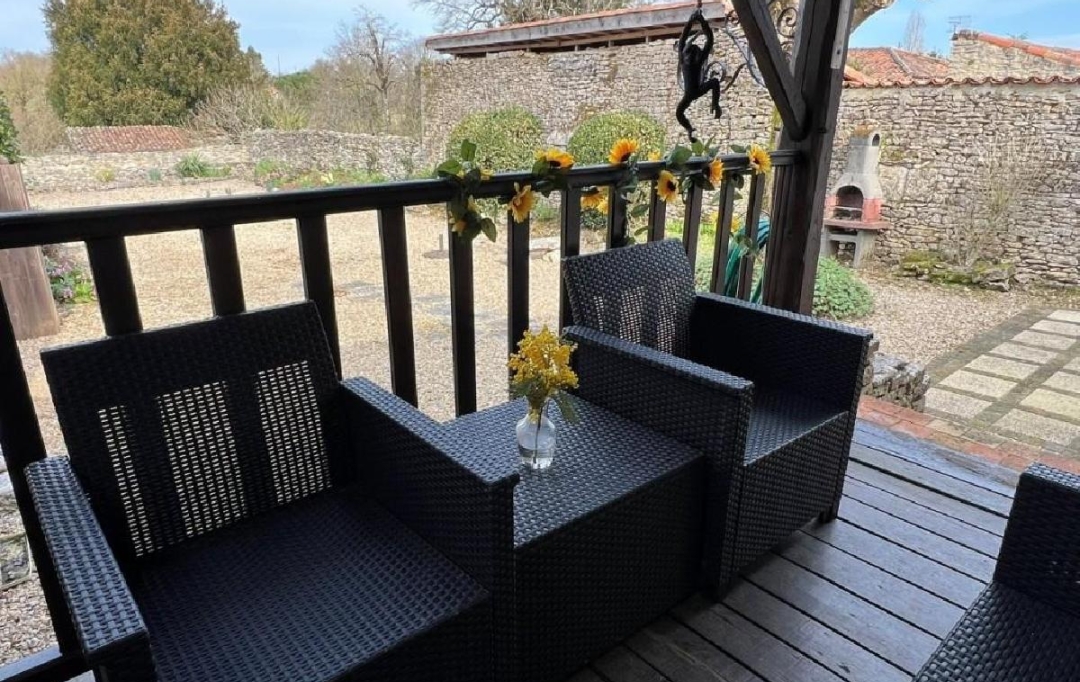 AGENCE TIC RUFFEC : Maison / Villa | NANTEUIL-EN-VALLEE (16700) | 105 m2 | 153 000 € 