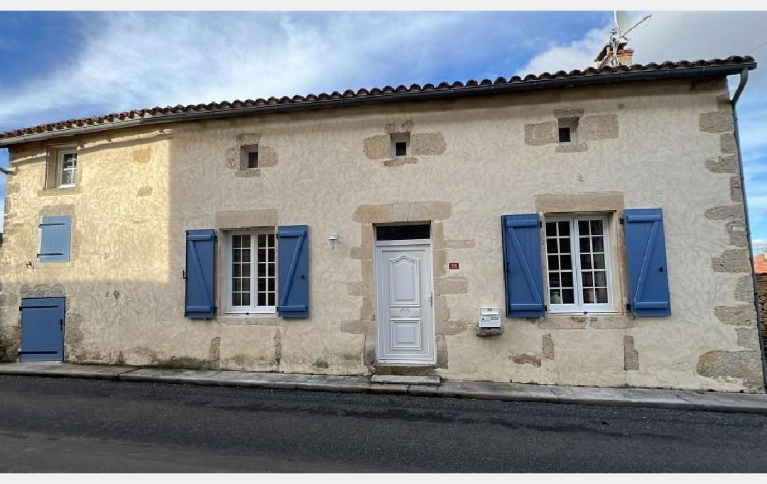 AGENCE TIC RUFFEC : Maison / Villa | NANTEUIL-EN-VALLEE (16700) | 105 m2 | 153 000 € 