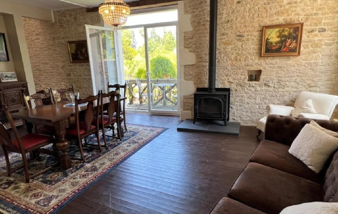 AGENCE TIC RUFFEC : Maison / Villa | VERTEUIL-SUR-CHARENTE (16510) | 95 m2 | 173 390 € 