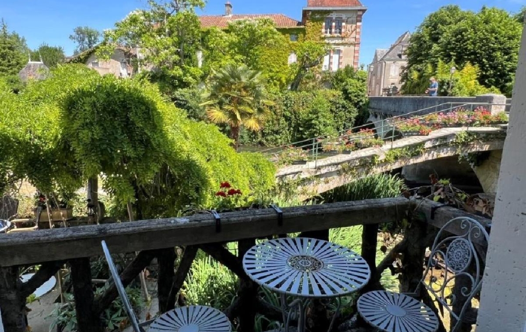 AGENCE TIC RUFFEC : Maison / Villa | VERTEUIL-SUR-CHARENTE (16510) | 95 m2 | 173 390 € 