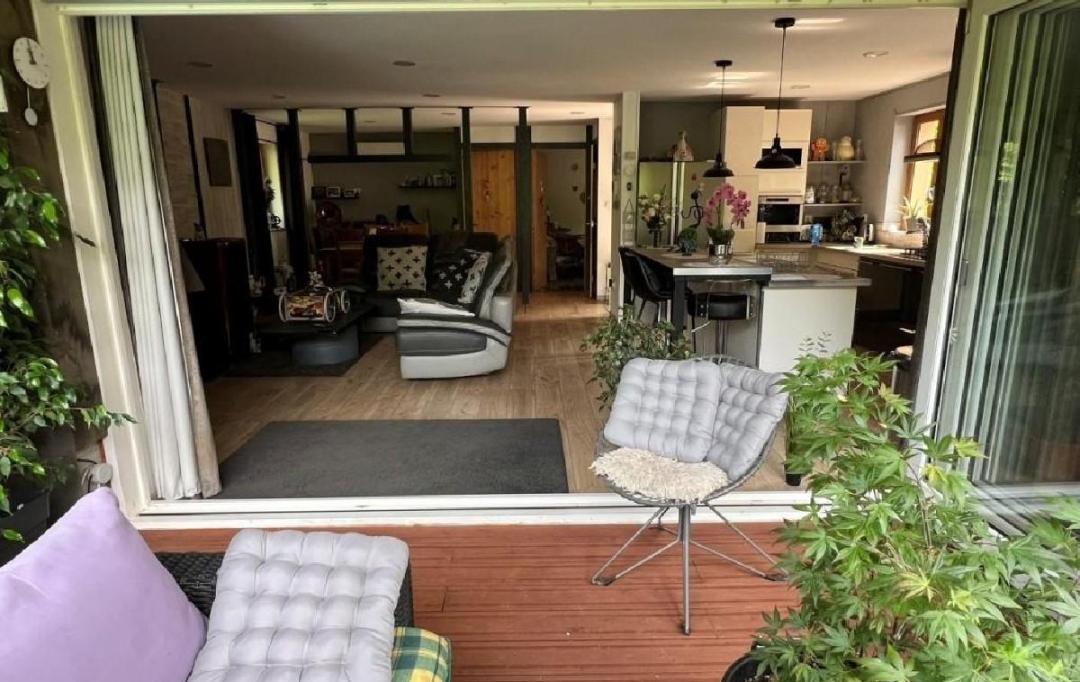 AGENCE TIC RUFFEC : Maison / Villa | NANTEUIL-EN-VALLEE (16700) | 97 m2 | 195 000 € 