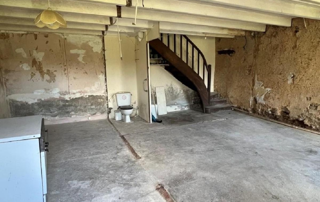 AGENCE TIC RUFFEC : Maison / Villa | CHAMPAGNE-MOUTON (16350) | 70 m2 | 25 000 € 
