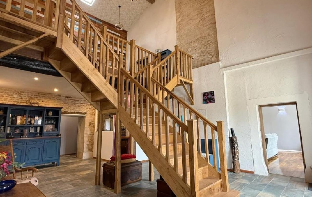 AGENCE TIC RUFFEC : Maison / Villa | SAUZE-VAUSSAIS (79190) | 405 m2 | 389 400 € 