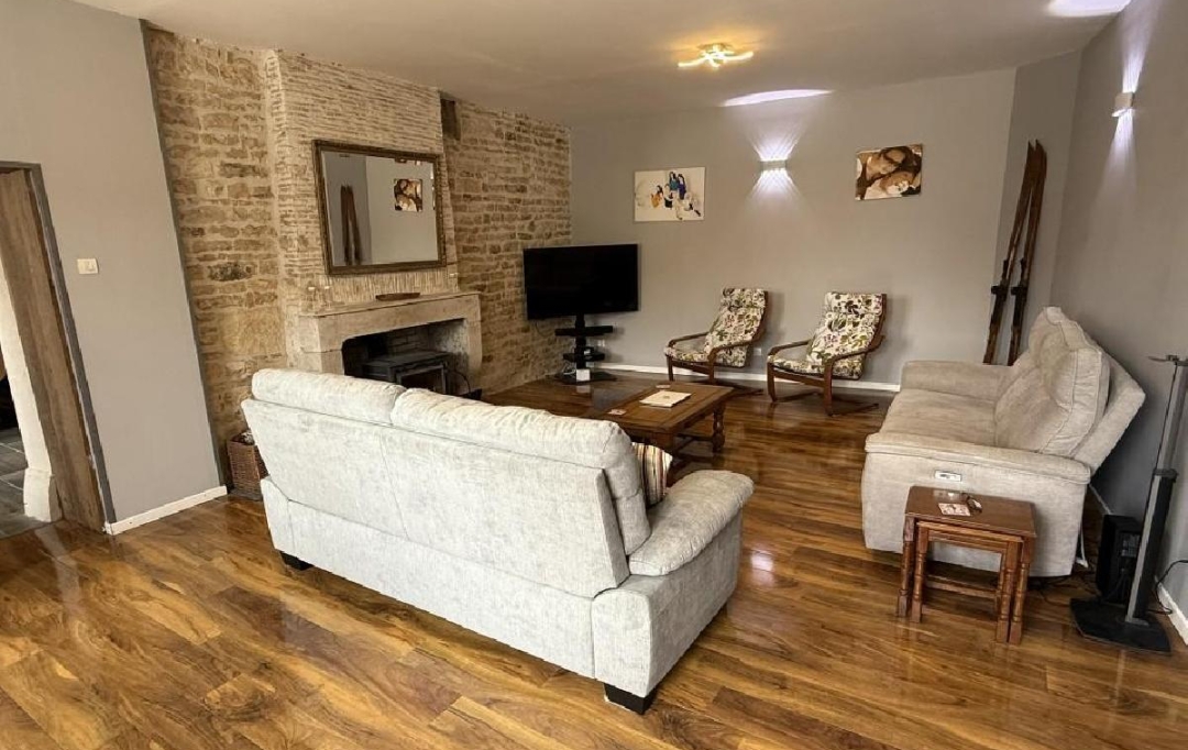 AGENCE TIC RUFFEC : Maison / Villa | SAUZE-VAUSSAIS (79190) | 405 m2 | 389 400 € 