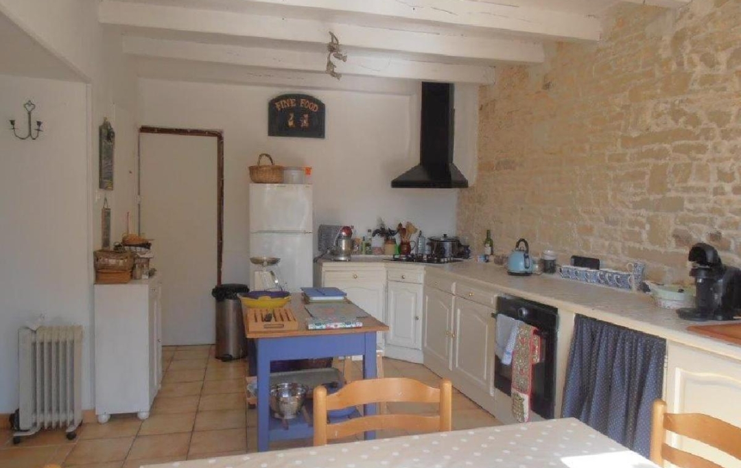 AGENCE TIC RUFFEC : Maison / Villa | CHAMPAGNE-MOUTON (16350) | 127 m2 | 139 785 € 
