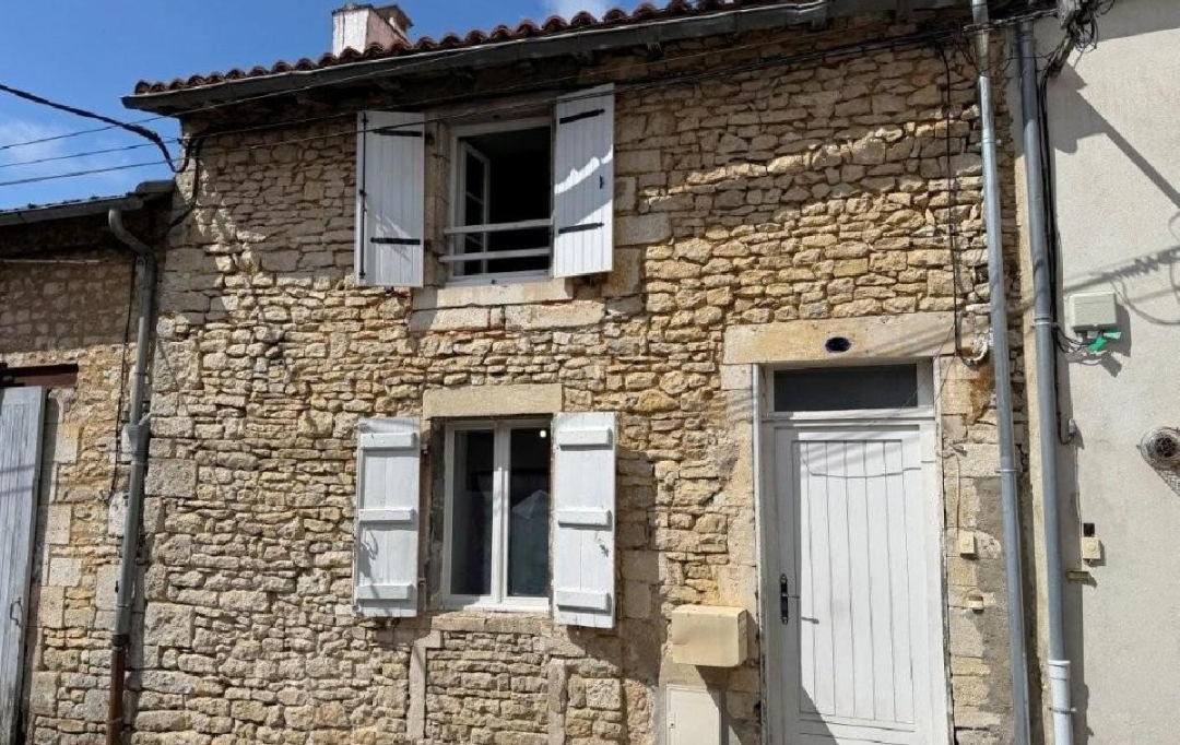 AGENCE TIC RUFFEC : Maison / Villa | RUFFEC (16700) | 99 m2 | 110 000 € 