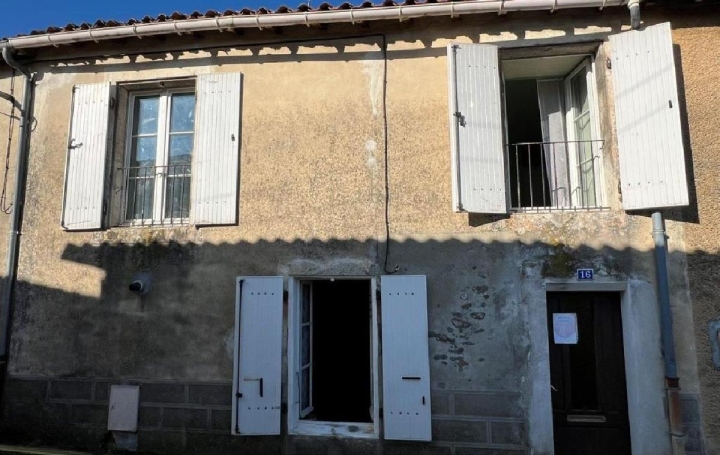 Maison RUFFEC 93 m2 75 000 € Maison RUFFEC 93 m2 75 000 €