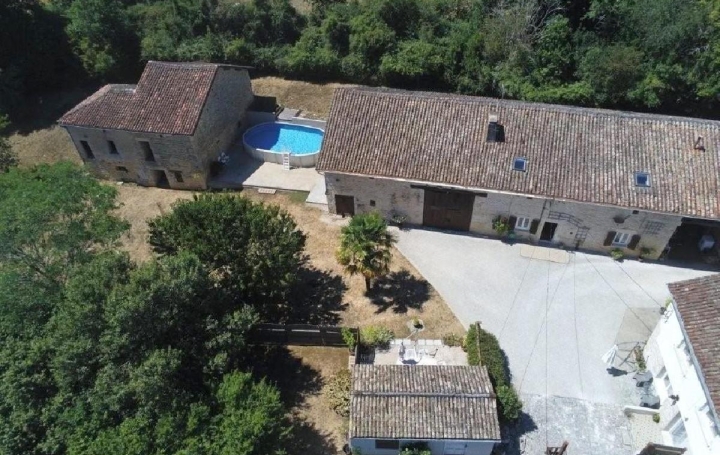  AGENCE TIC RUFFEC Maison / Villa | CIVRAY (86400) | 240 m2 | 275 000 € 