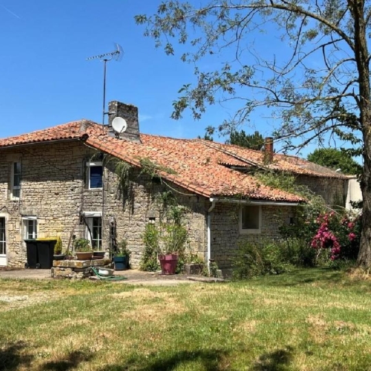  AGENCE TIC RUFFEC : Maison / Villa | NANTEUIL-EN-VALLEE (16700) | 180 m2 | 159 575 € 
