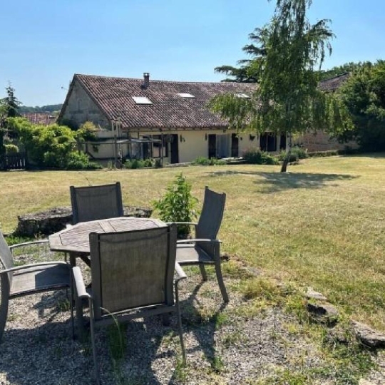  AGENCE TIC RUFFEC : Maison / Villa | CHARROUX (86250) | 160 m2 | 234 000 € 