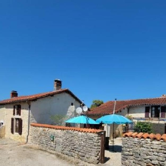 AGENCE TIC RUFFEC : Maison / Villa | NANTEUIL-EN-VALLEE (16700) | 313.00m2 | 297 870 € 