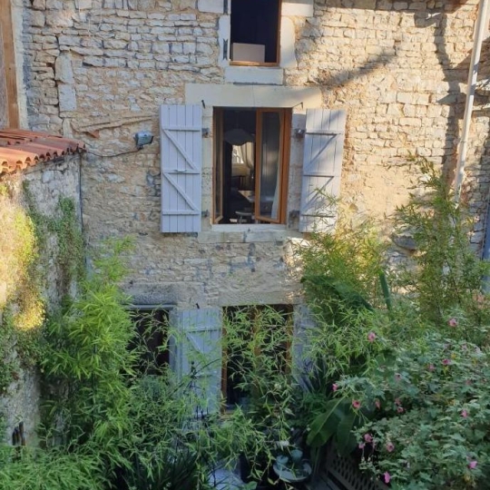  AGENCE TIC RUFFEC : Maison / Villa | VERTEUIL-SUR-CHARENTE (16510) | 135 m2 | 102 000 € 