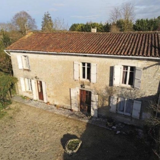  AGENCE TIC RUFFEC : House | RUFFEC (16700) | 208 m2 | 85 000 € 