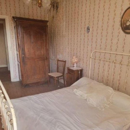  AGENCE TIC RUFFEC : House | RUFFEC (16700) | 208 m2 | 85 000 € 