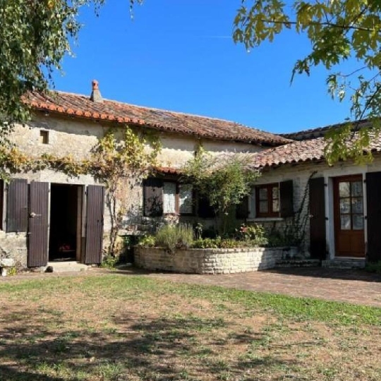  AGENCE TIC RUFFEC : Maison / Villa | CIVRAY (86400) | 177 m2 | 175 500 € 