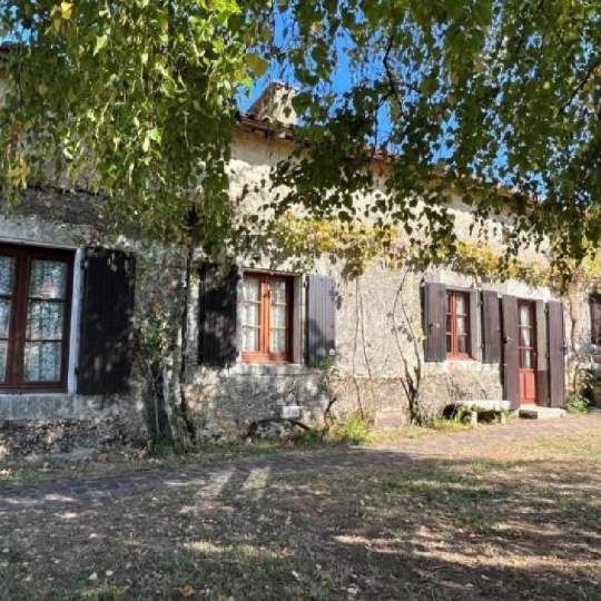  AGENCE TIC RUFFEC : Maison / Villa | CIVRAY (86400) | 177 m2 | 175 500 € 