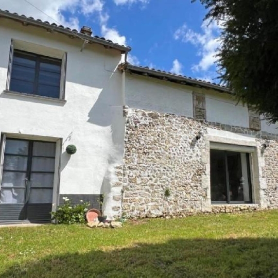  AGENCE TIC RUFFEC : Maison / Villa | CIVRAY (86400) | 84 m2 | 90 000 € 