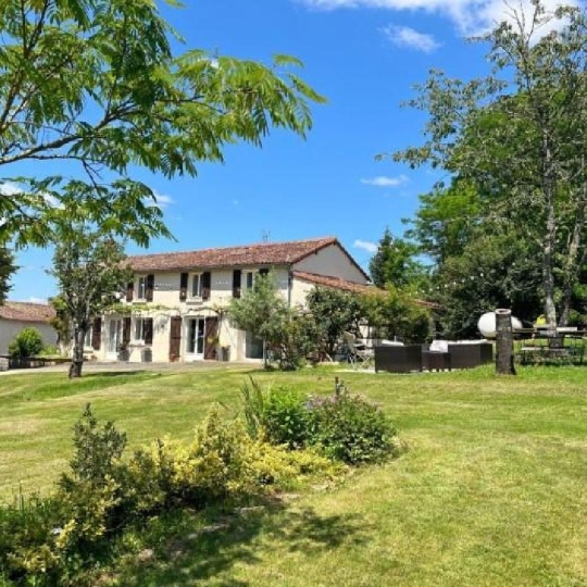  AGENCE TIC RUFFEC : Maison / Villa | NANTEUIL-EN-VALLEE (16700) | 147 m2 | 202 000 € 