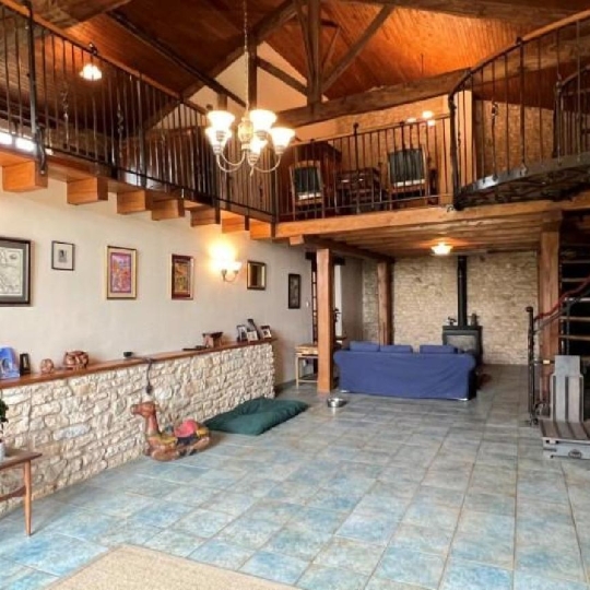  AGENCE TIC RUFFEC : Maison / Villa | CELLEFROUIN (16260) | 270 m2 | 342 600 € 