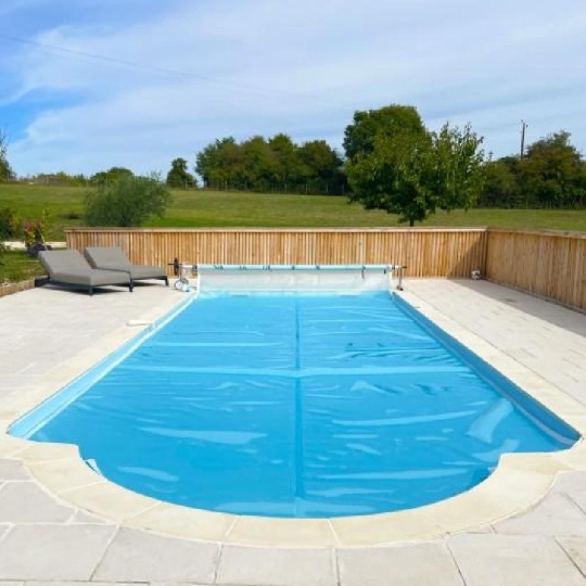  AGENCE TIC RUFFEC : House | RUFFEC (16700) | 297 m2 | 460 000 € 