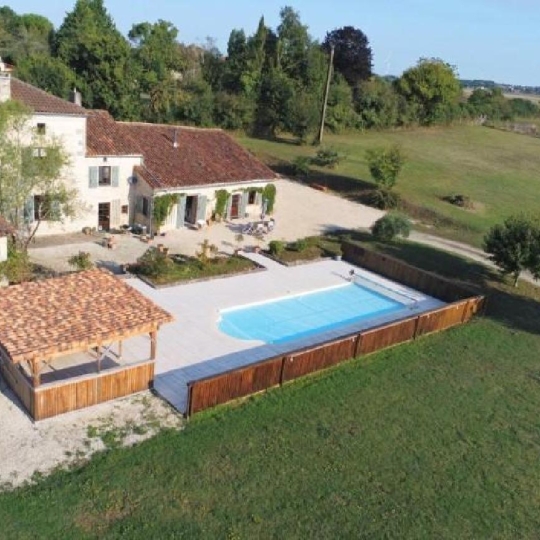  AGENCE TIC RUFFEC : House | RUFFEC (16700) | 297 m2 | 460 000 € 