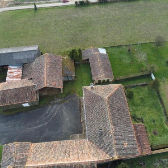  AGENCE TIC RUFFEC : Maison / Villa | VILLEFAGNAN (16240) | 210 m2 | 202 000 € 
