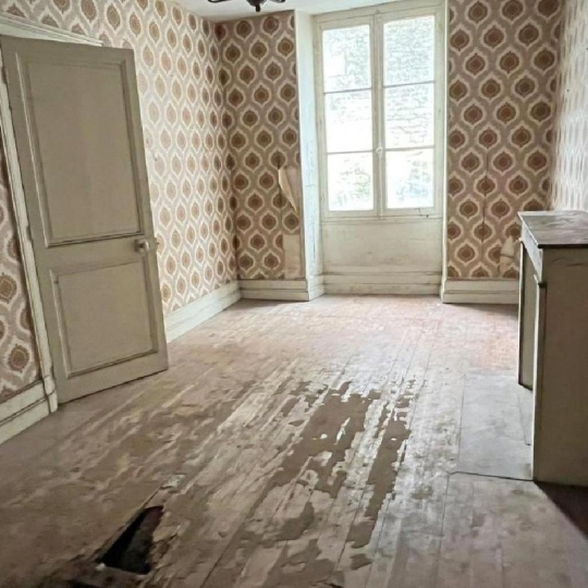  AGENCE TIC RUFFEC : Maison / Villa | RUFFEC (16700) | 136 m2 | 22 500 € 