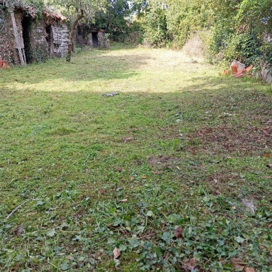  AGENCE TIC RUFFEC : Maison / Villa | RUFFEC (16700) | 93 m2 | 75 000 € 