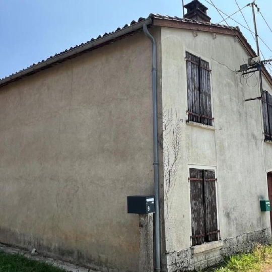  AGENCE TIC RUFFEC : Maison / Villa | CHAMPAGNE-MOUTON (16350) | 70 m2 | 15 000 € 