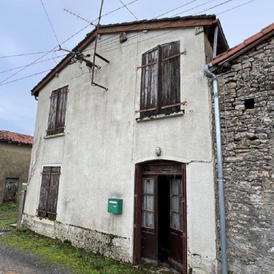  AGENCE TIC RUFFEC : Maison / Villa | CHAMPAGNE-MOUTON (16350) | 70 m2 | 15 000 € 