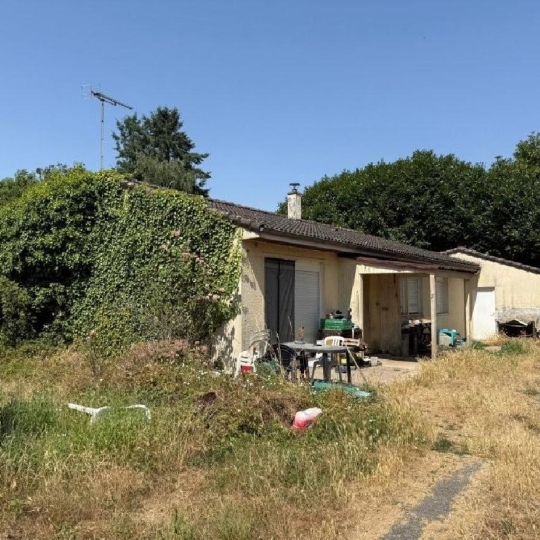  AGENCE TIC RUFFEC : Maison / Villa | RUFFEC (16700) | 106 m2 | 85 600 € 