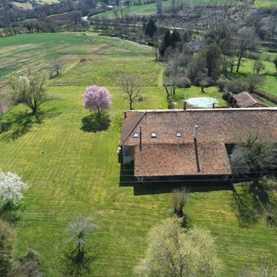  AGENCE TIC RUFFEC : Maison / Villa | CHAMPAGNE-MOUTON (16350) | 280 m2 | 336 800 € 