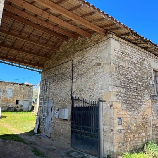  AGENCE TIC RUFFEC : Maison / Villa | RUFFEC (16700) | 100 m2 | 80 645 &euro; 