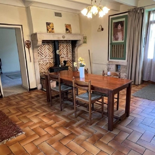  AGENCE TIC RUFFEC : Maison / Villa | CIVRAY (86400) | 172 m2 | 118 275 &euro; 