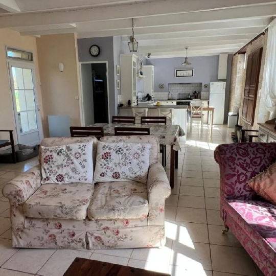  AGENCE TIC RUFFEC : Maison / Villa | CHARROUX (86250) | 104 m2 | 196 800 € 