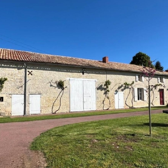  AGENCE TIC RUFFEC : Maison / Villa | SAUZE-VAUSSAIS (79190) | 293 m2 | 394 725 € 