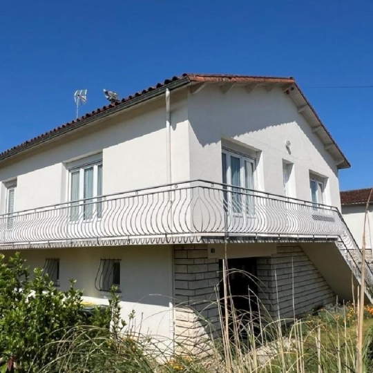  AGENCE TIC RUFFEC : Maison / Villa | RUFFEC (16700) | 131 m2 | 170 200 € 