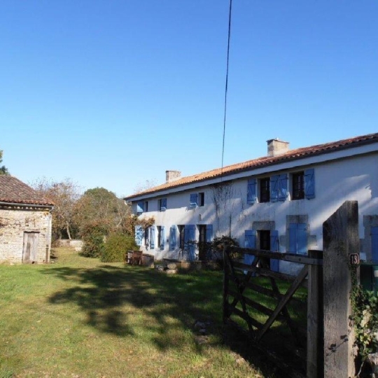  AGENCE TIC RUFFEC : Maison / Villa | LEZAY (79120) | 180 m2 | 199 950 &euro; 