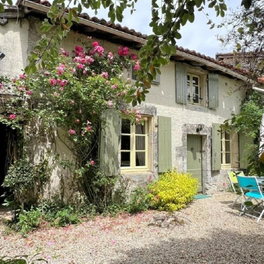 AGENCE TIC RUFFEC : Maison / Villa | CHAMPAGNE-MOUTON (16350) | 96.00m2 | 80 000 € 